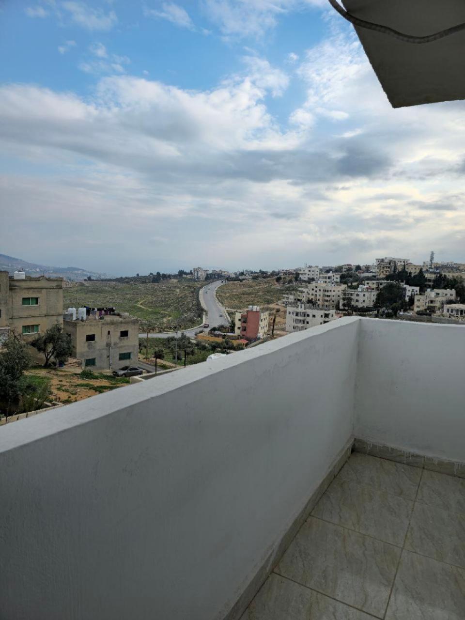 Furnished Apartment For Rent In Jarash شقة مفروشة للإيجار في جرش Exterior photo